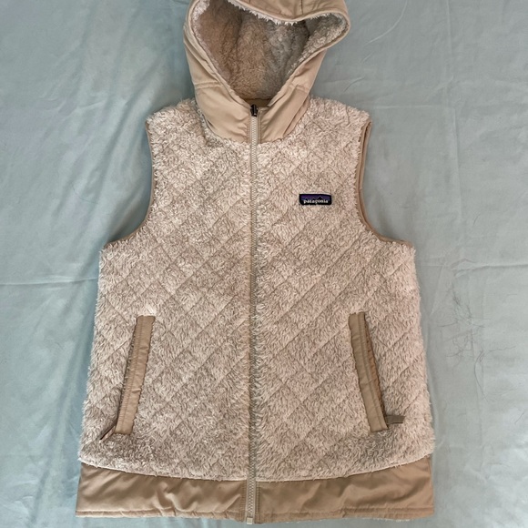 Reversible Patagonia Vest - Picture 2 of 5